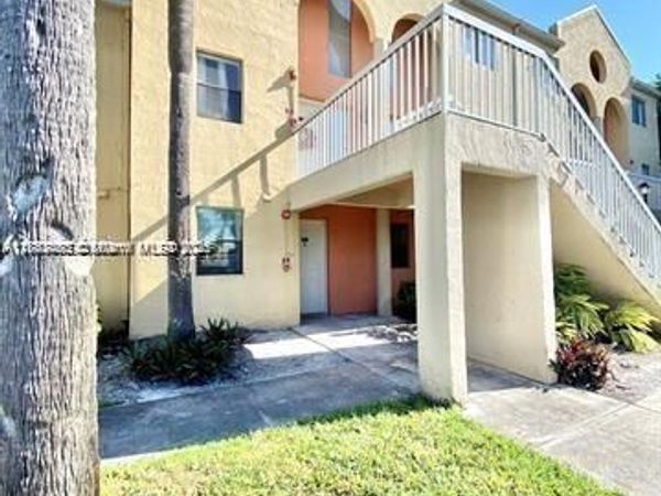 5200 NW 31st Ave, Unit 214, Fort Lauderdale, FL 33309