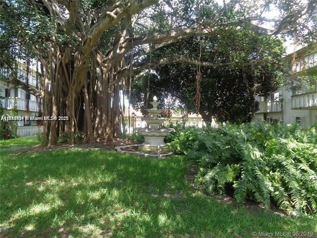 15225 NE 6th Ave, Unit B207, Miami, FL 33162 Photo