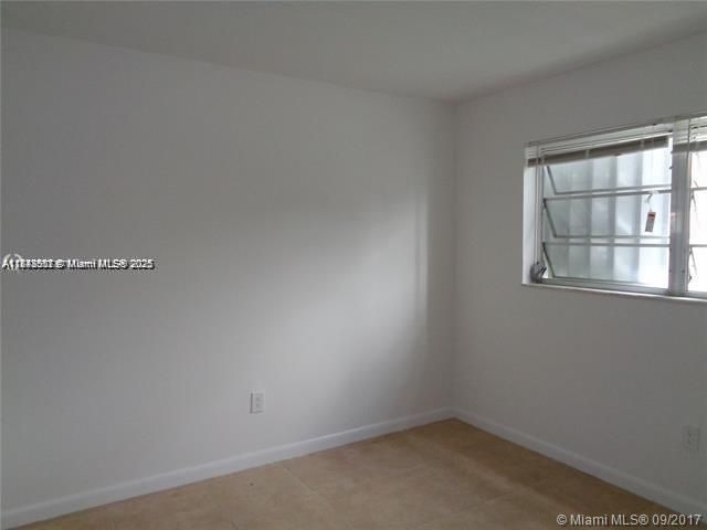 15205 NE 6th Ave, Unit D212, Miami, FL 33162 Photo