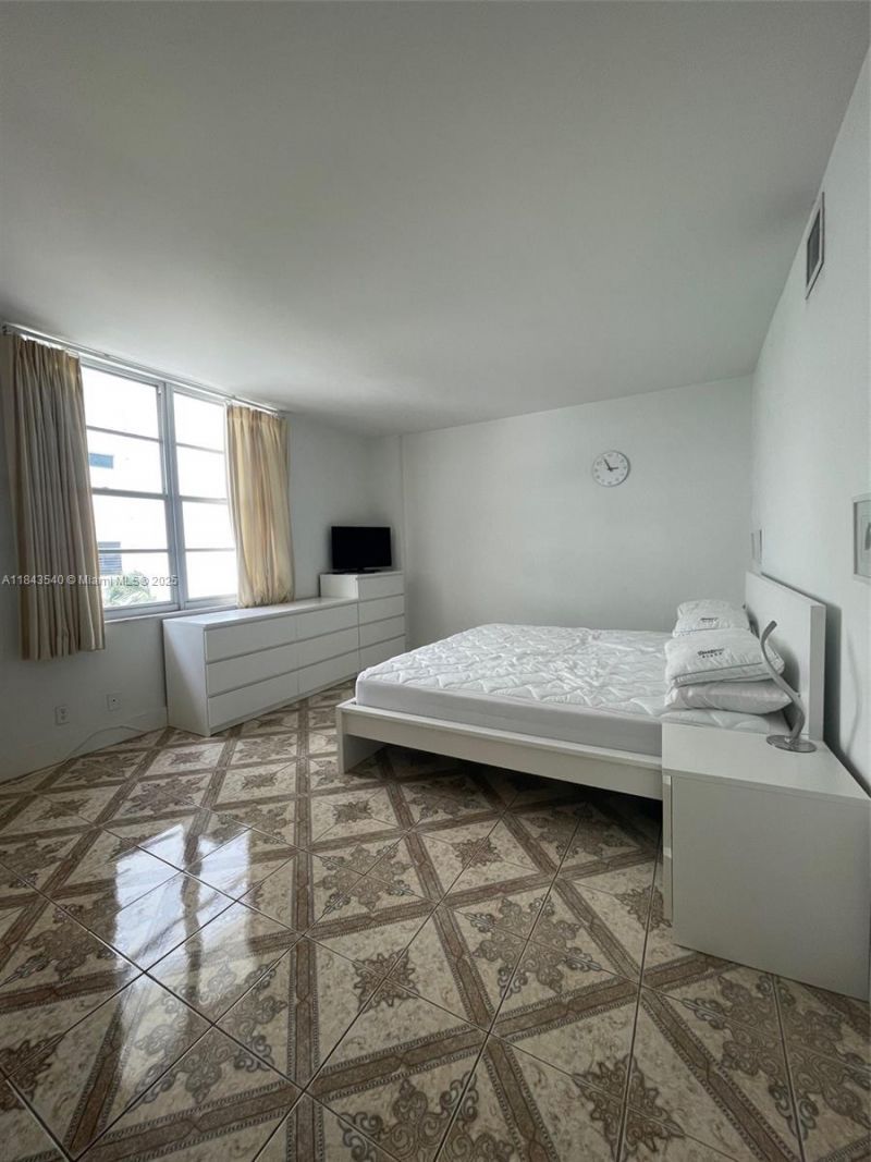 3725 S Ocean Dr, Unit 415, Hollywood, FL 33019 Photo