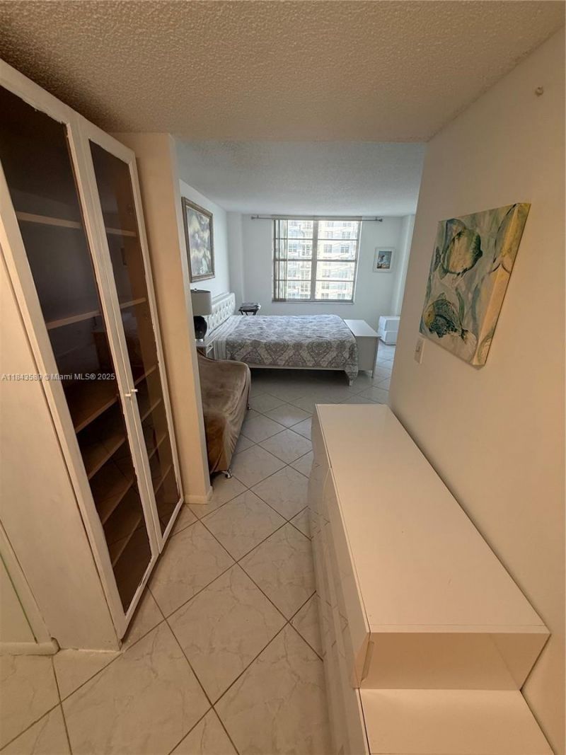 231 174th St, Unit 1611, Sunny Isles Beach, FL 33160 Photo