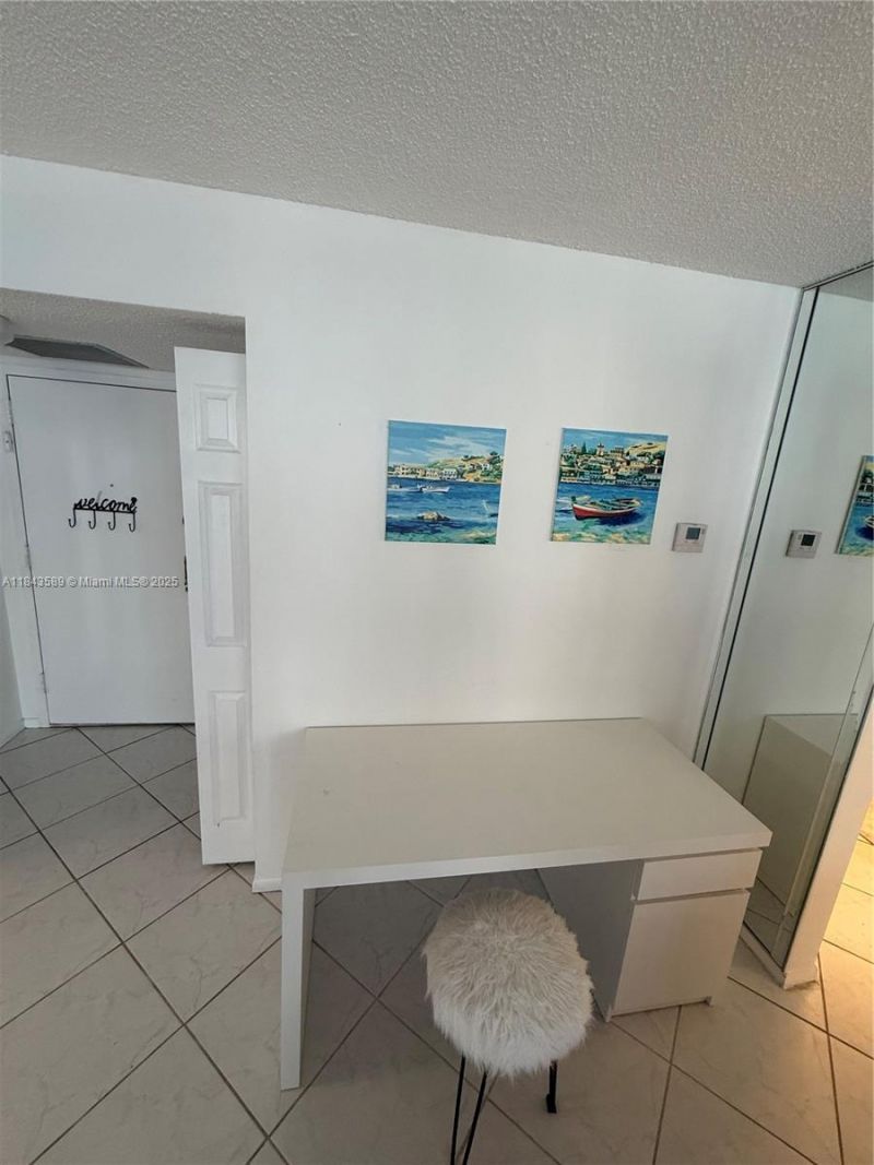 231 174th St, Unit 1611, Sunny Isles Beach, FL 33160 Photo