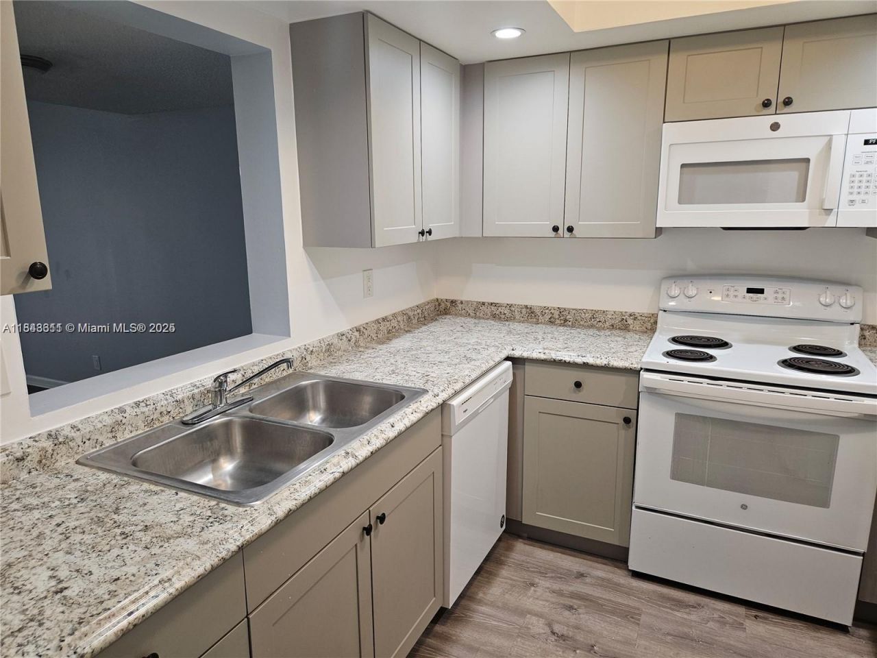 97 Deer Creek Rd, Unit 106, Deerfield Beach, FL 33442 Photo