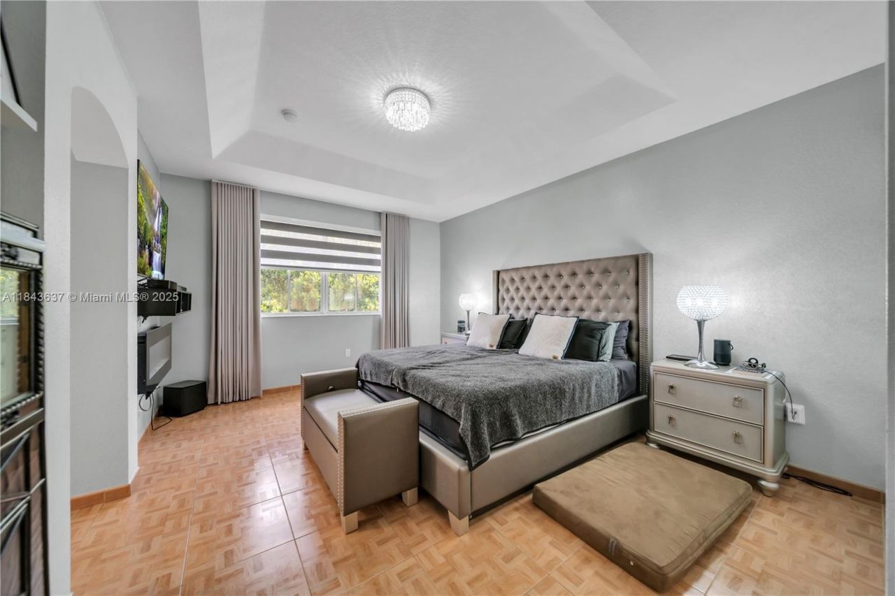 12355 SW 124th Ter, Miami, FL 33186 Photo