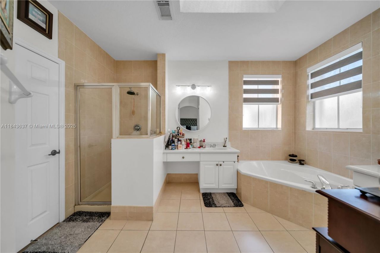 12355 SW 124th Ter, Miami, FL 33186 Photo