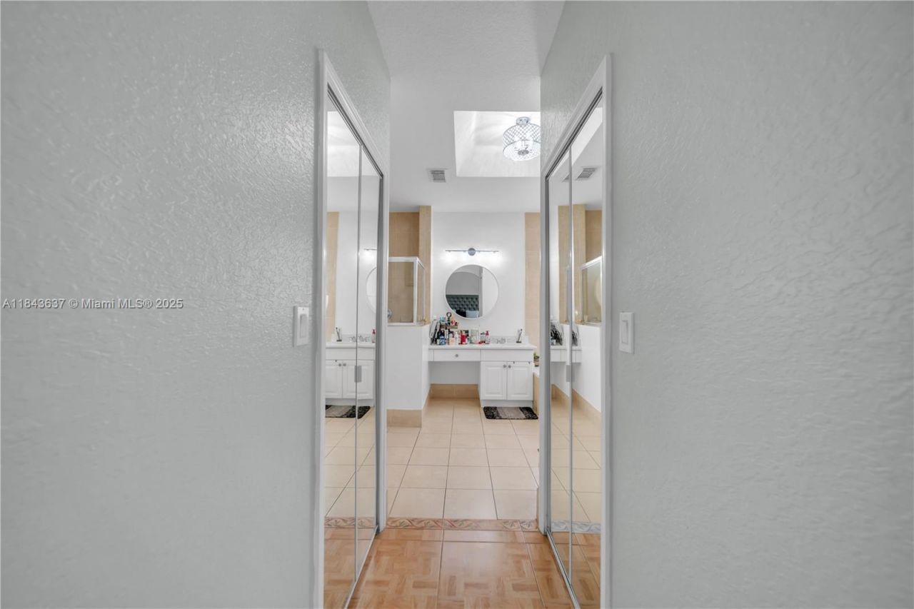 12355 SW 124th Ter, Miami, FL 33186 Photo