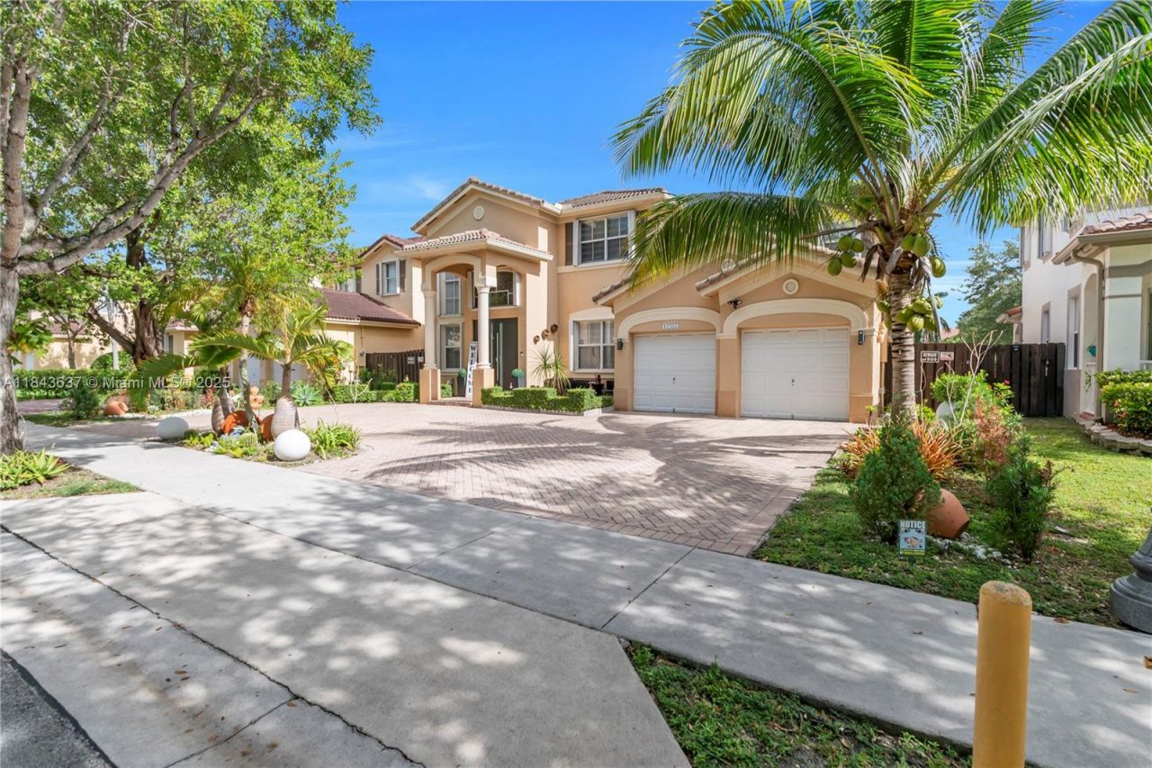 12355 SW 124th Ter, Miami, FL 33186 Photo