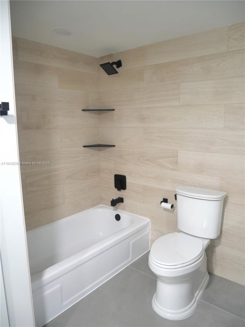 3080 N Course Dr, Unit 602, Pompano Beach, FL 33069 Photo