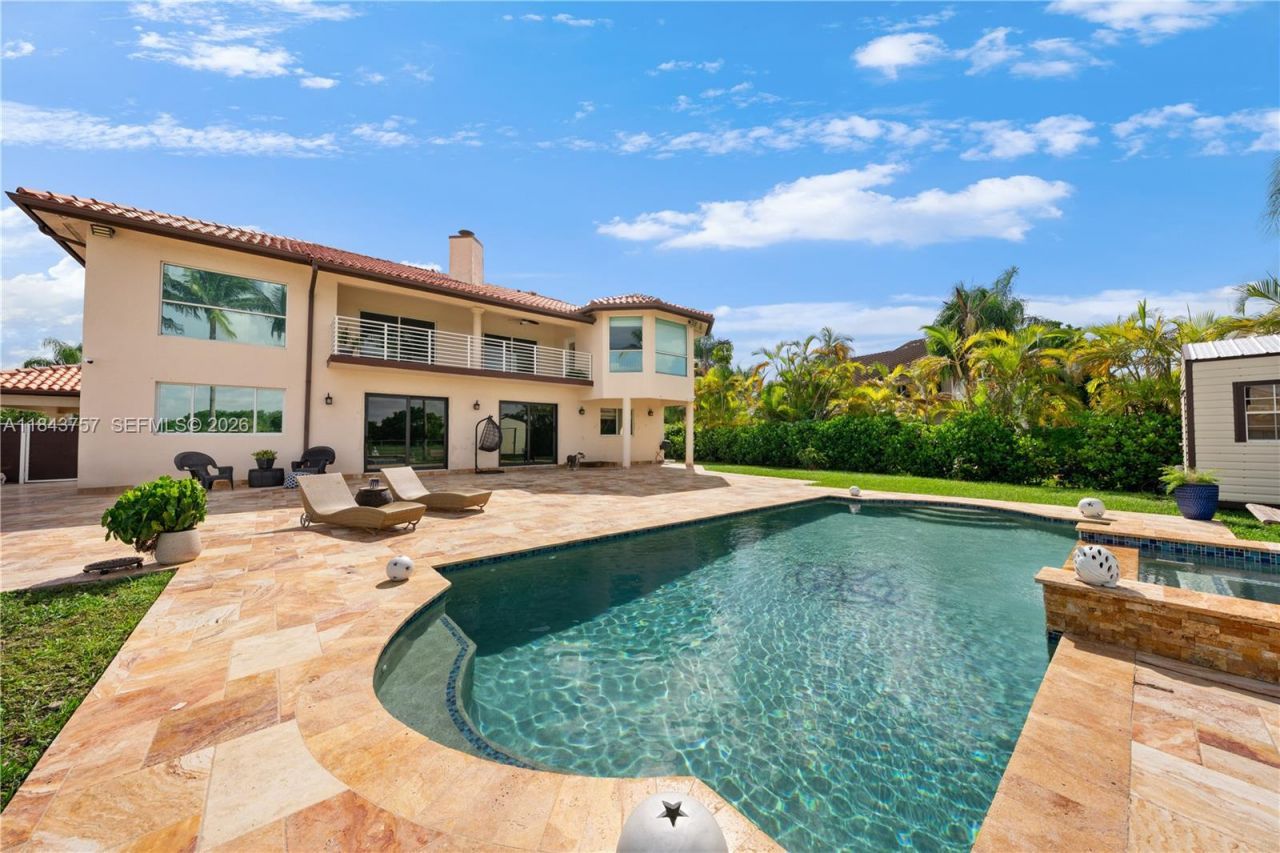 9621 W Calusa Club Dr, Miami, FL 33186 Photo