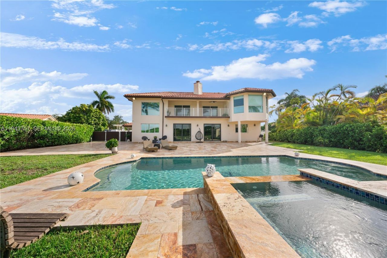 9621 W Calusa Club Dr, Miami, FL 33186 Photo