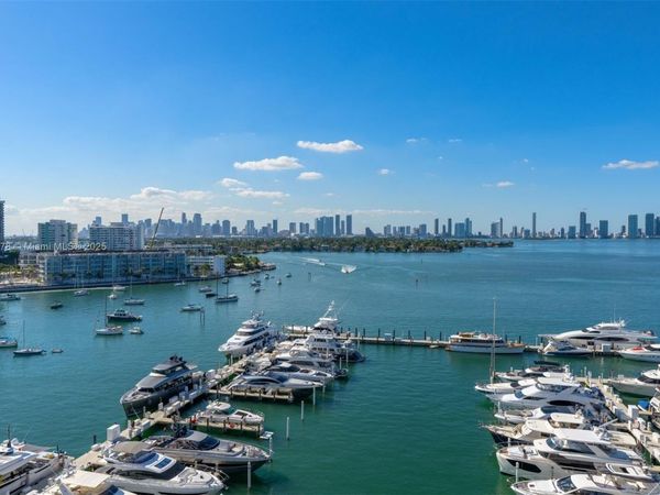 1800 Sunset Harbour Dr, Unit 1208, Miami Beach, FL 33139