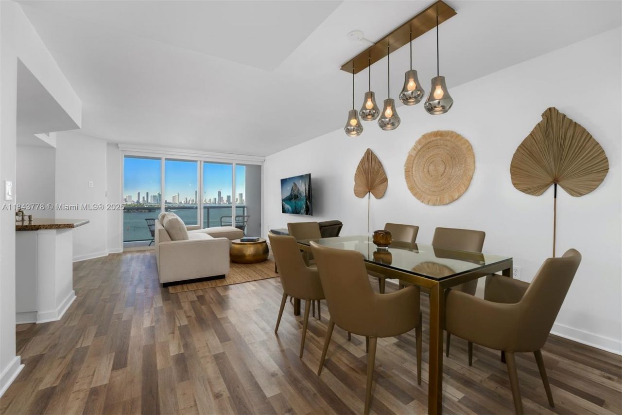 1800 Sunset Harbour Dr, Unit 1208, Miami Beach, FL 33139 Photo