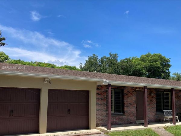 10801 SW 123rd St, Miami, FL 33176