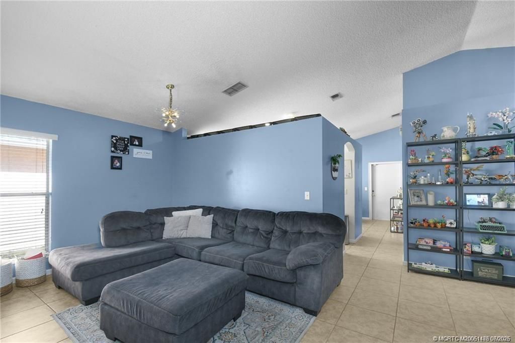 2053 SW Olympic Club Terrace, Palm City, FL 34990 Photo