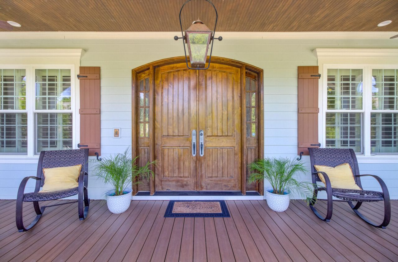 2196 Beckenham Drive Photo 17