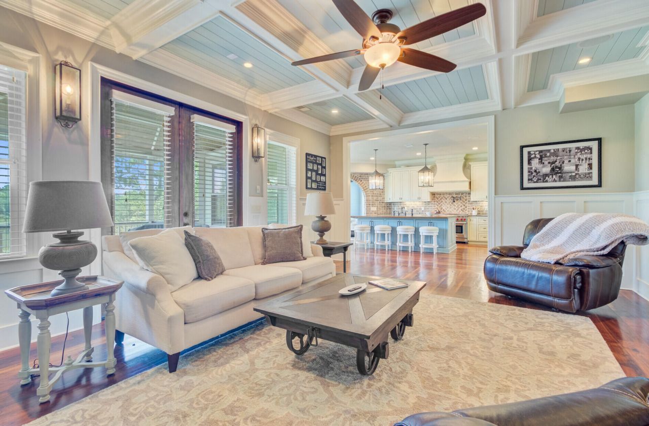 2196 Beckenham Drive Photo 21