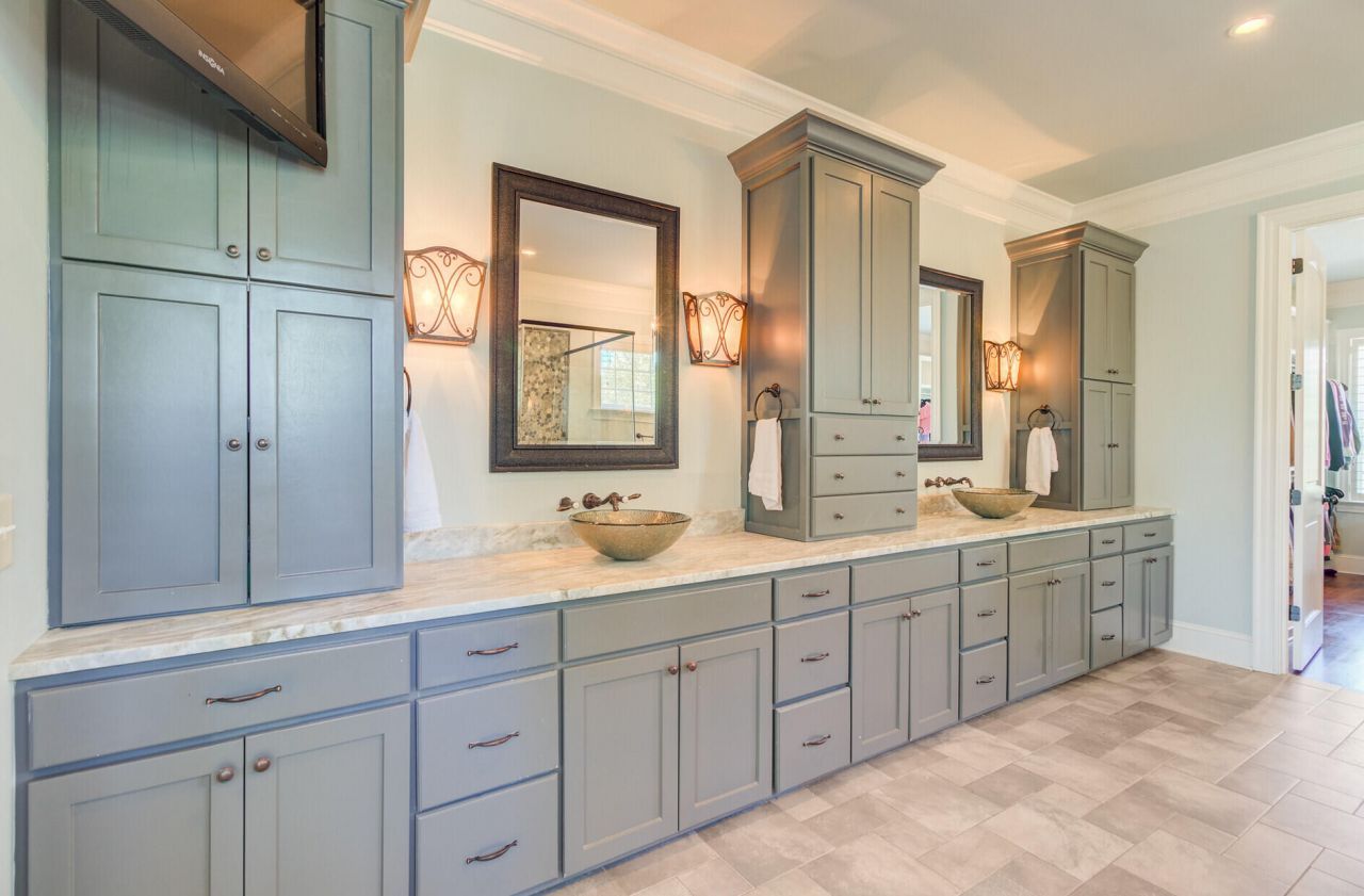 2196 Beckenham Drive Photo 41