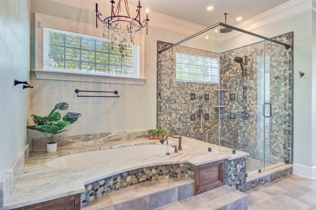 2196 Beckenham Drive Photo 44