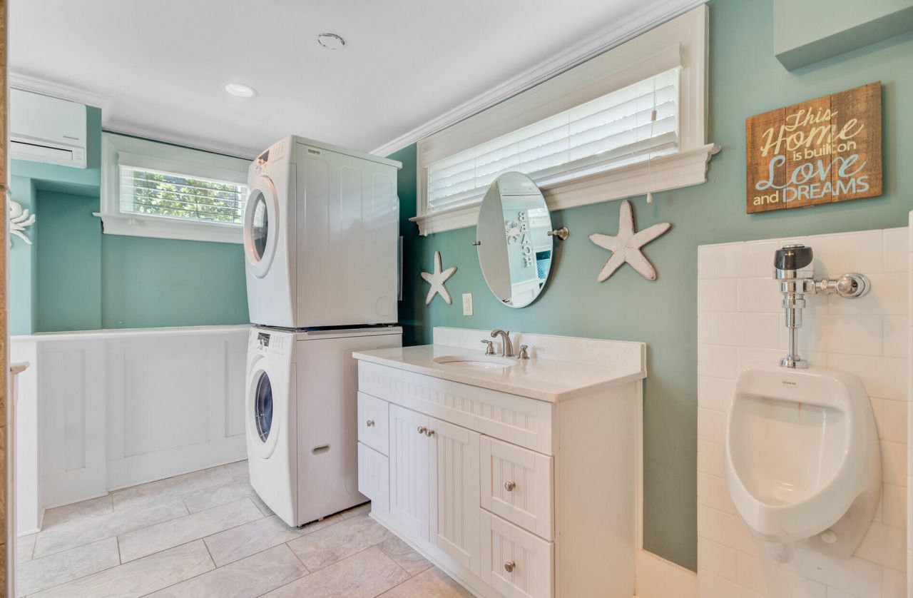 2196 Beckenham Drive Photo 71