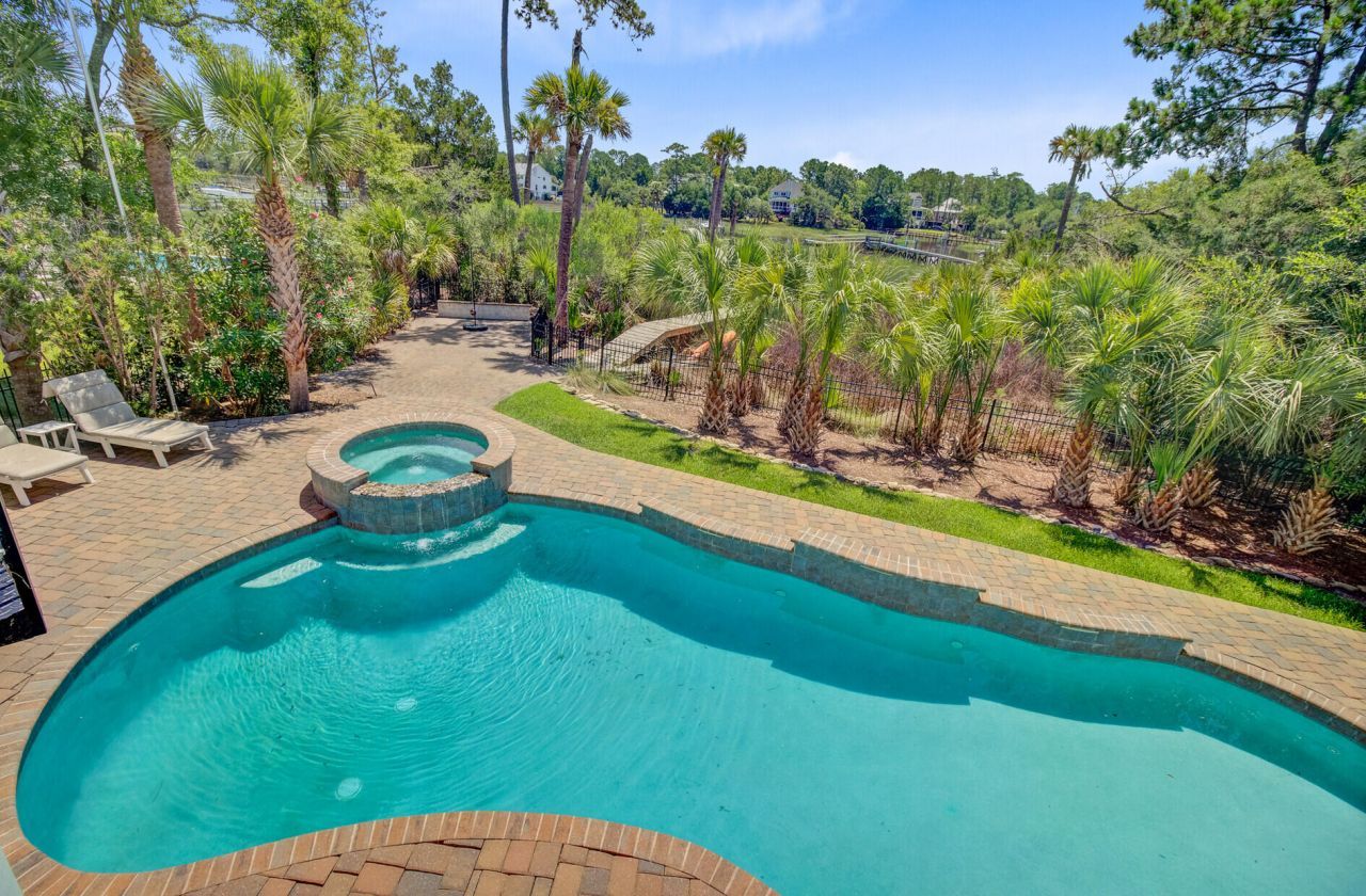 2196 Beckenham Drive Photo 78