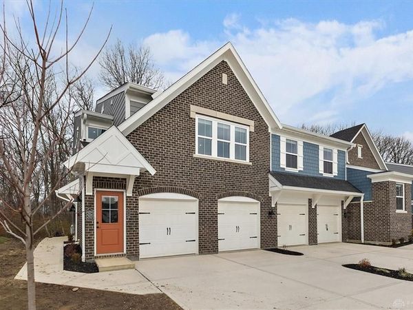 4246 Apple Branch Drive, Unit 55-300, Sugarcreek Township, OH 45459