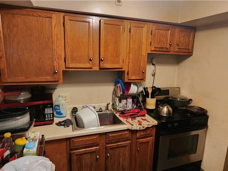 20430 Miller Avenue, Euclid, OH 44119 Photo 7