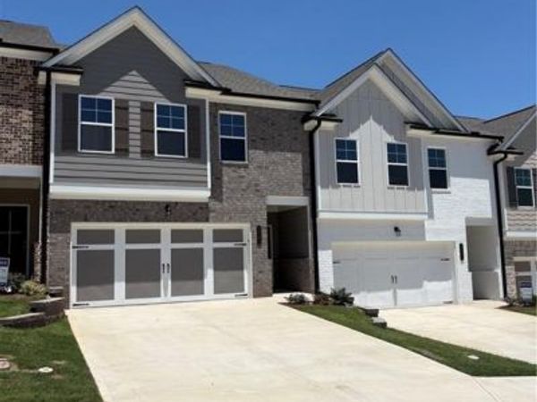 5282 Fox Den Road, Oakwood, GA 30566