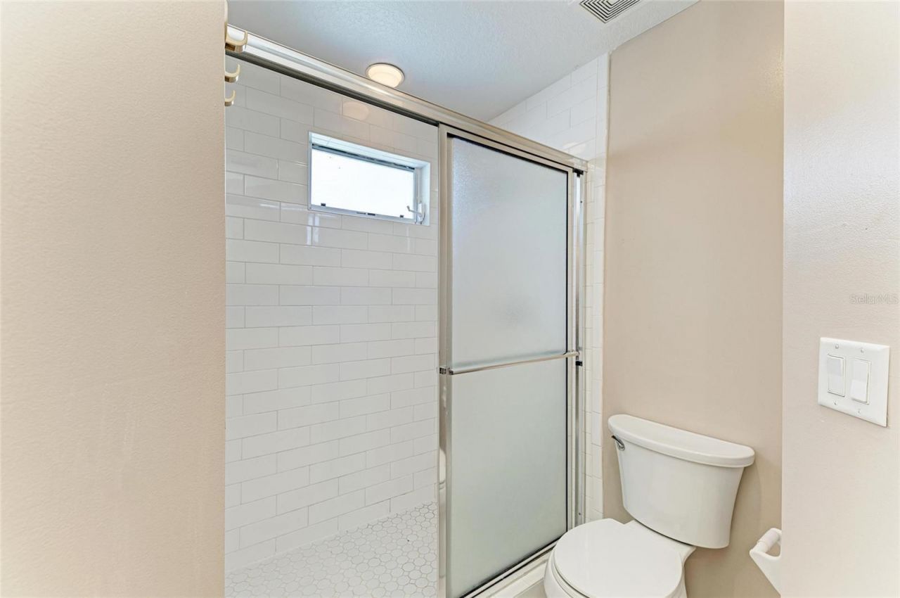 6618 Pineview Terrace, Unit 6618, Bradenton, FL 34203 Photo