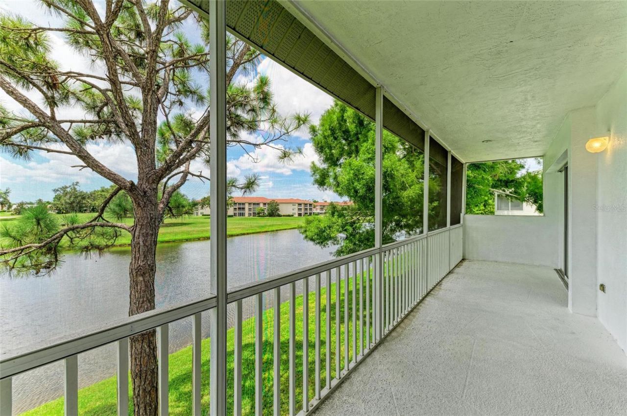 6618 Pineview Terrace, Unit 6618, Bradenton, FL 34203 Photo
