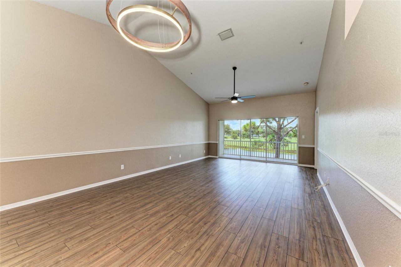 6618 Pineview Terrace, Unit 6618, Bradenton, FL 34203 Photo