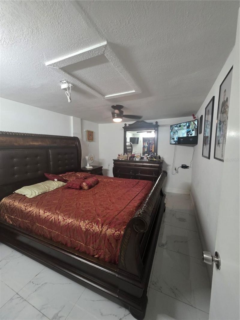 3612 Tamarix Drive, Tampa, FL 33619 Photo