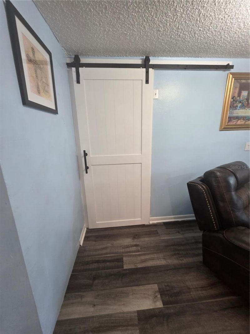 3612 Tamarix Drive, Tampa, FL 33619 Photo