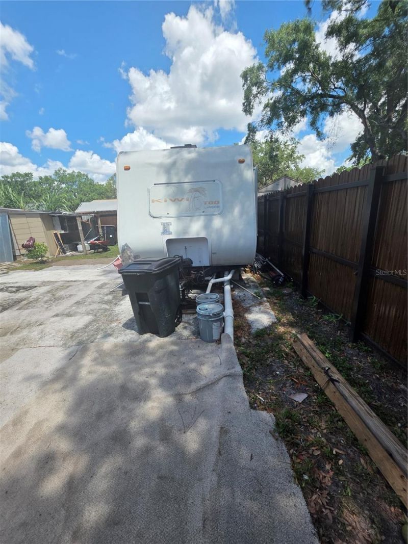 3612 Tamarix Drive, Tampa, FL 33619 Photo