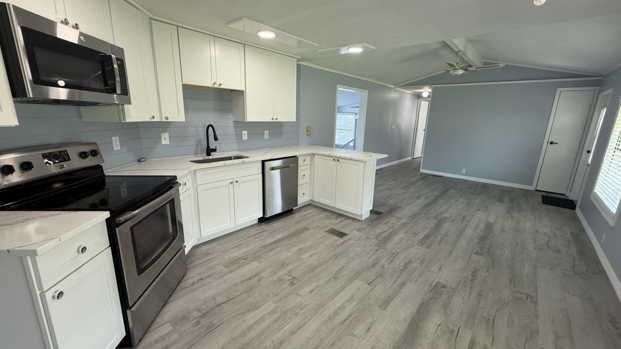 6919 SE Congress Street, Hobe Sound, FL 33455 Photo