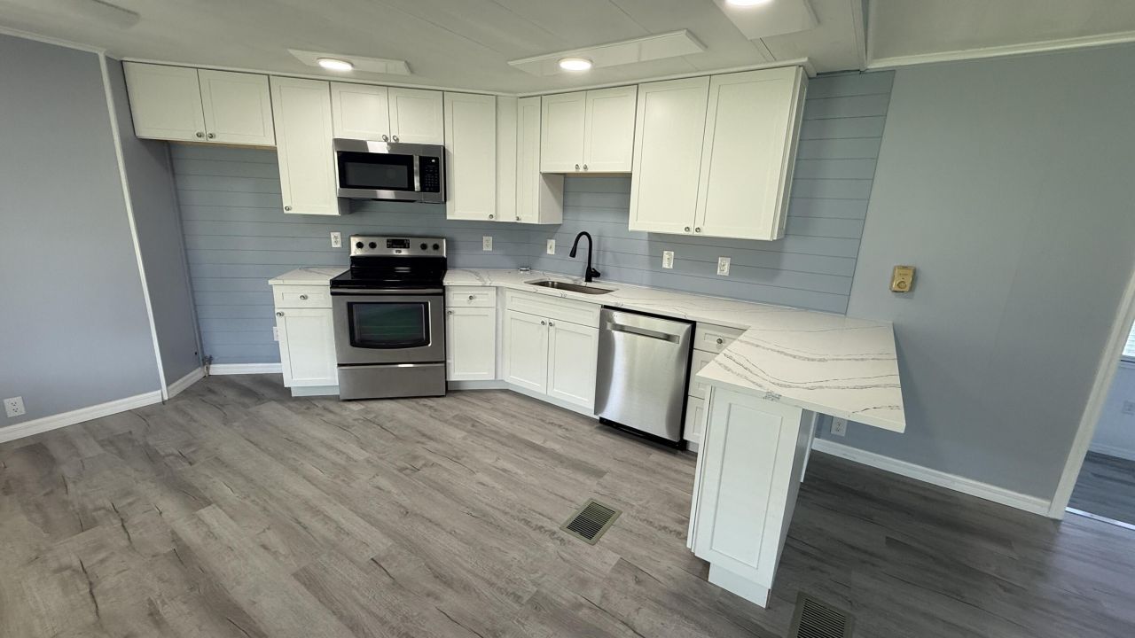 6919 SE Congress Street, Hobe Sound, FL 33455 Photo