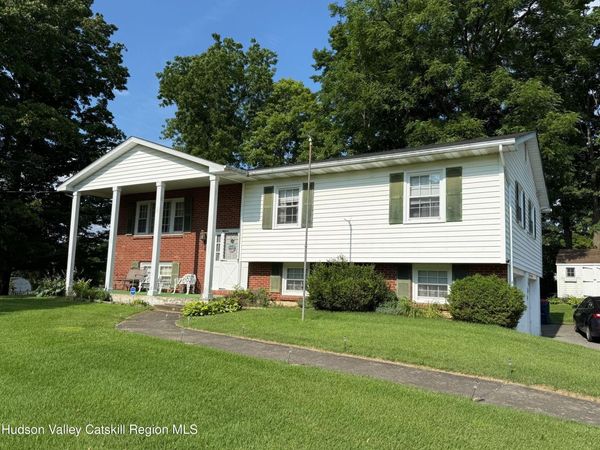 51 Depot Hill Road, Amenia, NY 12501