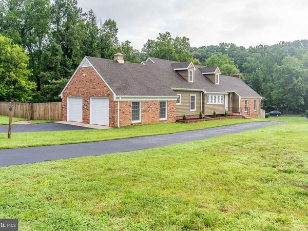 142 WOODLAND ROAD, FREDERICKSBURG, VA 22401