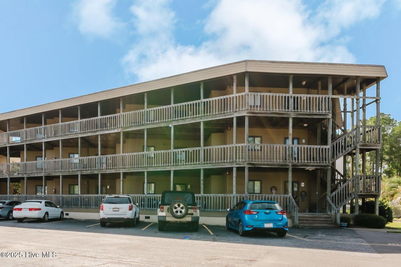 108 Lake Place Condo Drive, White Lake, NC 28337 Main Photo