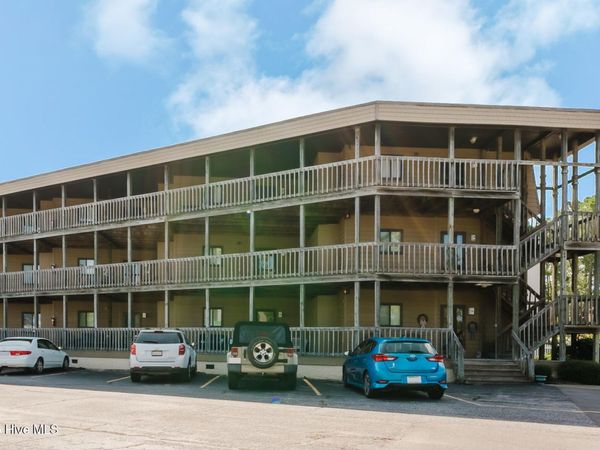 108 Lake Place Condo Drive, White Lake, NC 28337