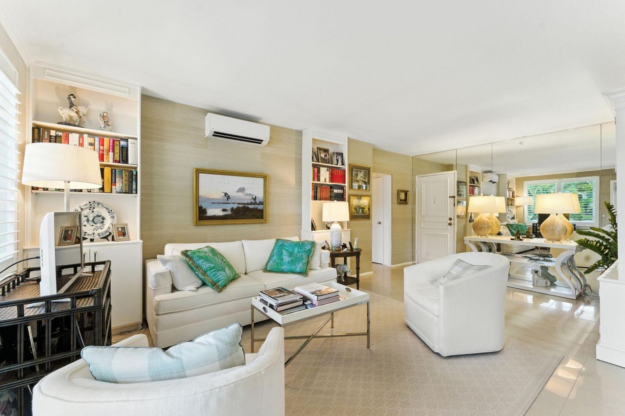 455 Worth Avenue, Unit 209, Palm Beach, FL 33480 Photo