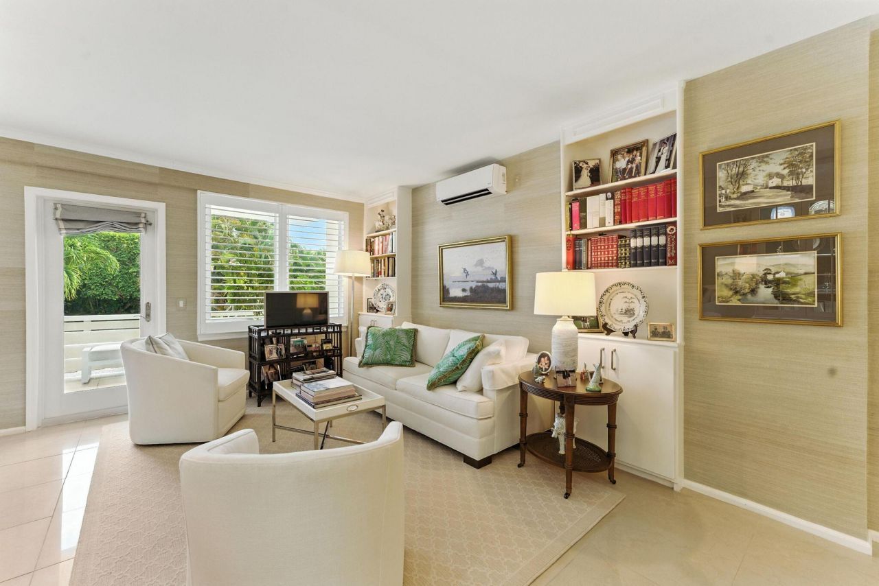 455 Worth Avenue, Unit 209, Palm Beach, FL 33480 Photo