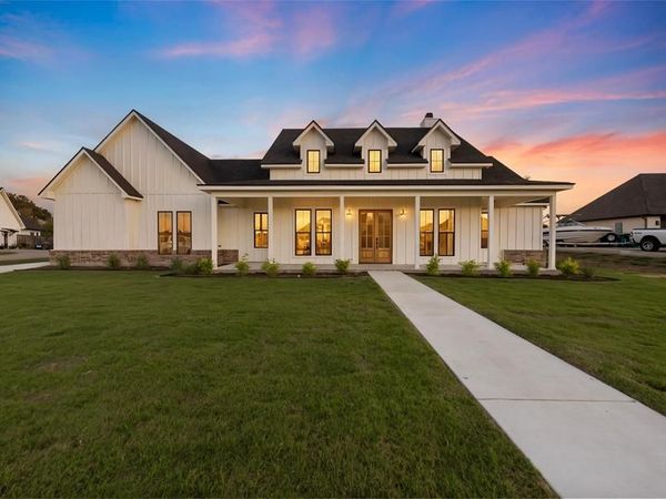 1028 Cecilia Court, Robinson, TX 76706