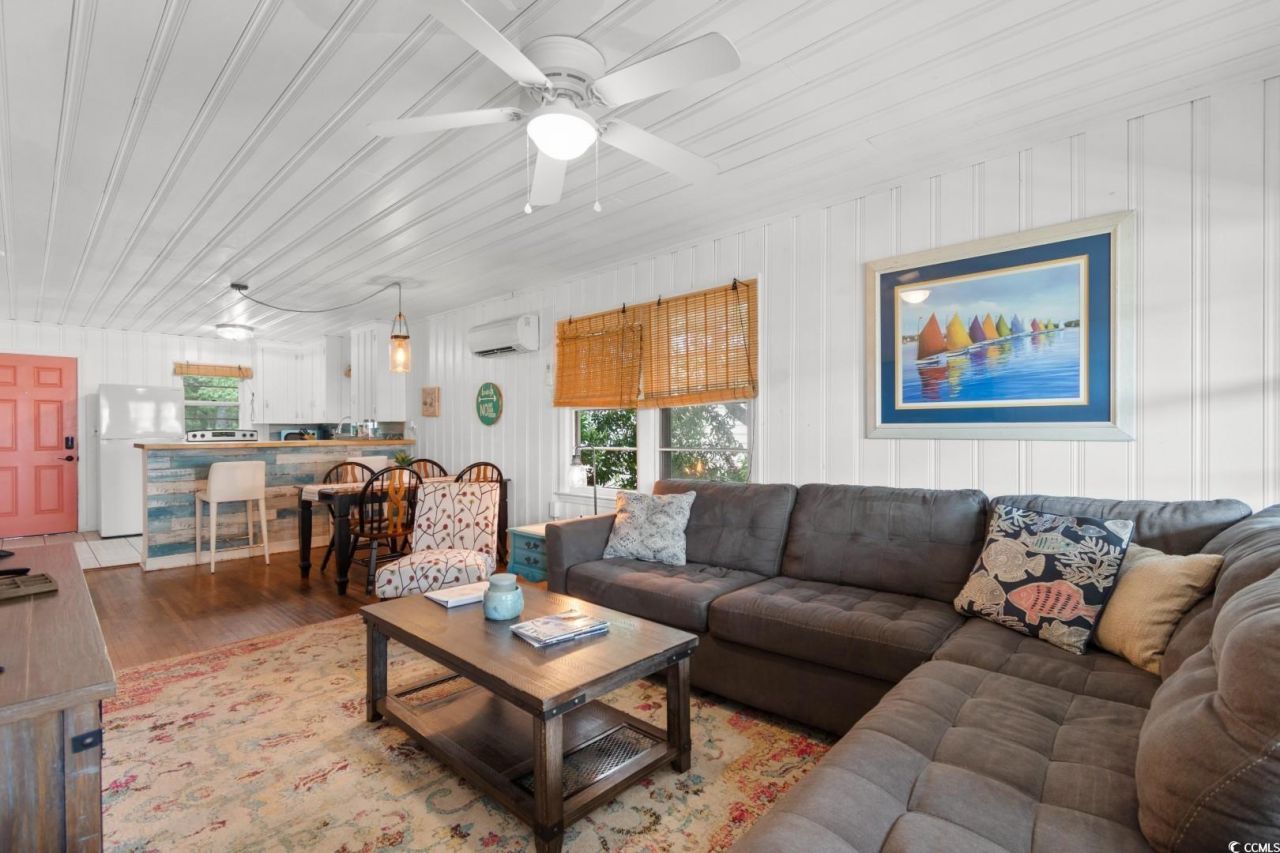 2012 Perrin Dr. Photo 23