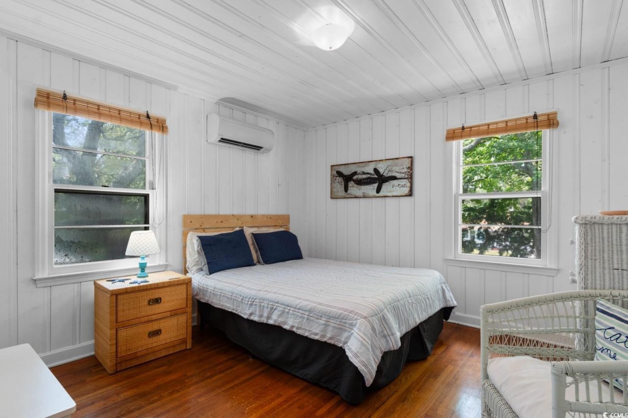 2012 Perrin Dr. Photo 25