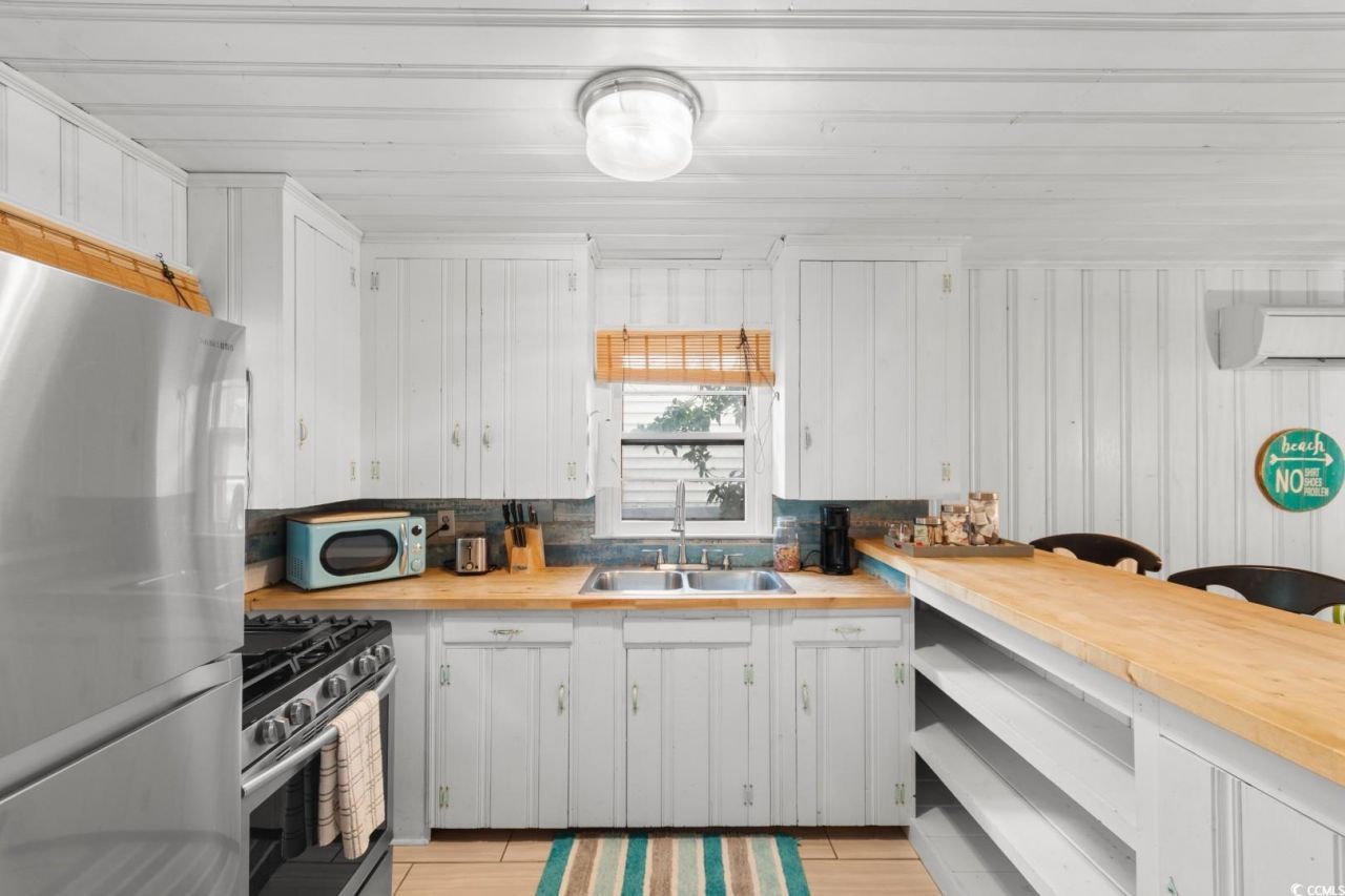 2012 Perrin Dr. Photo 5