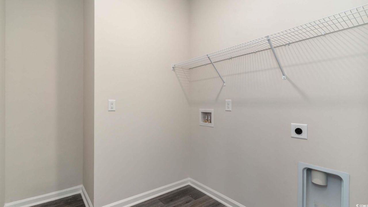 2718 Riverboat Way Photo 17