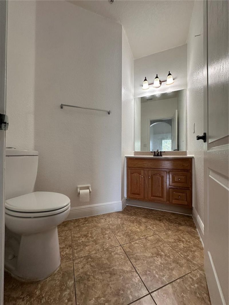 3725 S Lake Orlando Parkway, Unit 4, Orlando, FL 32808 Photo