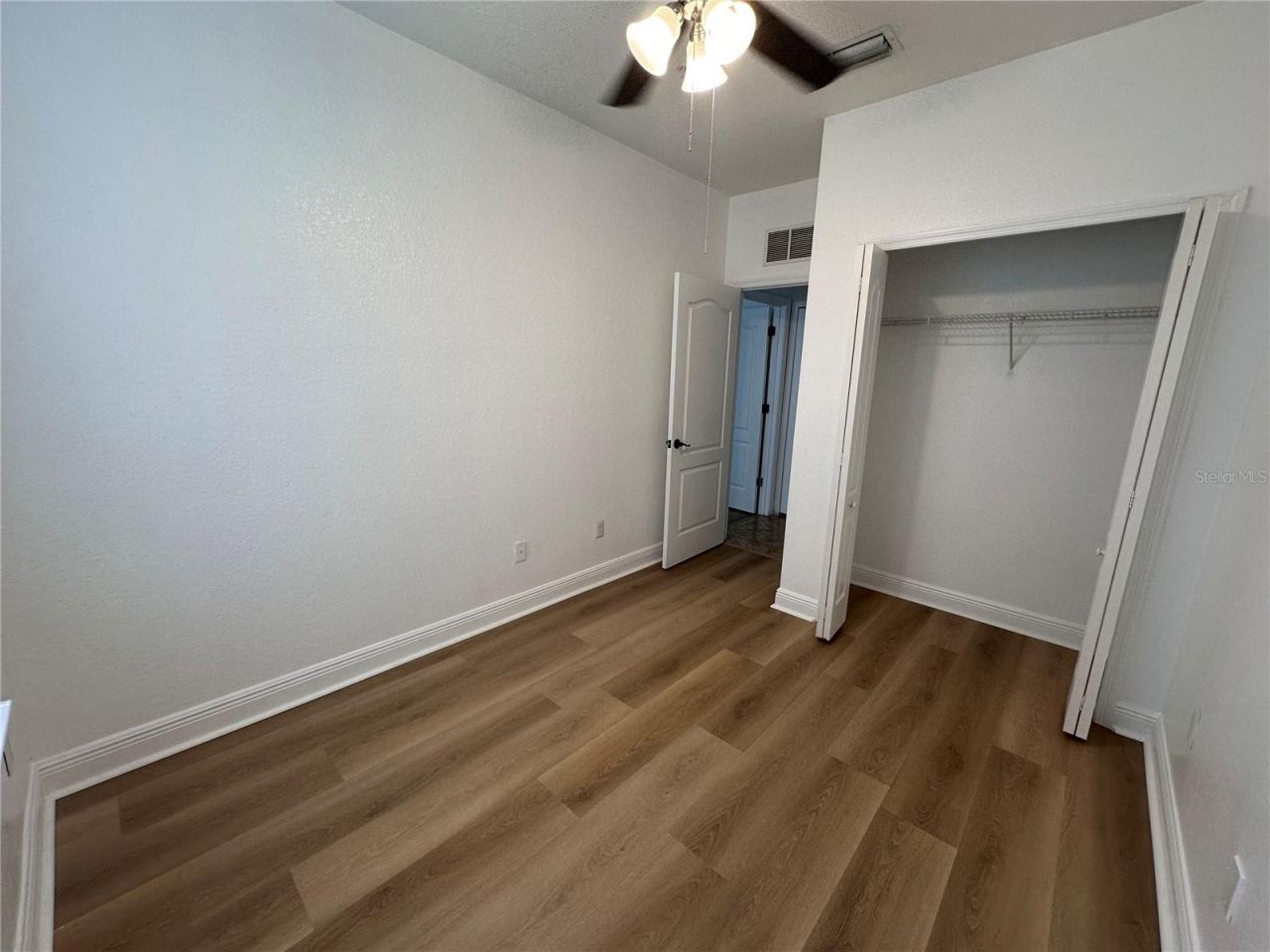 3725 S Lake Orlando Parkway, Unit 4, Orlando, FL 32808 Photo