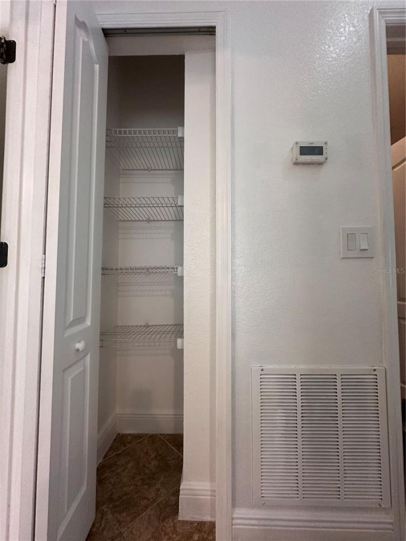 3725 S Lake Orlando Parkway, Unit 4, Orlando, FL 32808 Photo