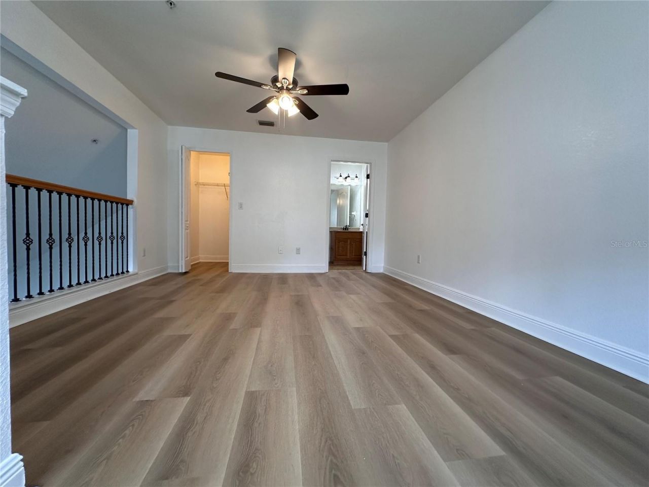 3725 S Lake Orlando Parkway, Unit 4, Orlando, FL 32808 Photo